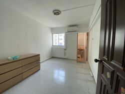 Blk 706 Chong Pang Green (Yishun), HDB 4 Rooms #568825951